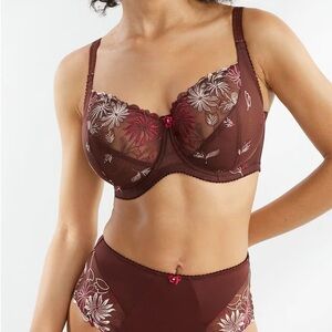 POUR MOI
St. Tropez Side Support Bra